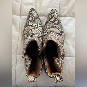 Snakeskin boots!